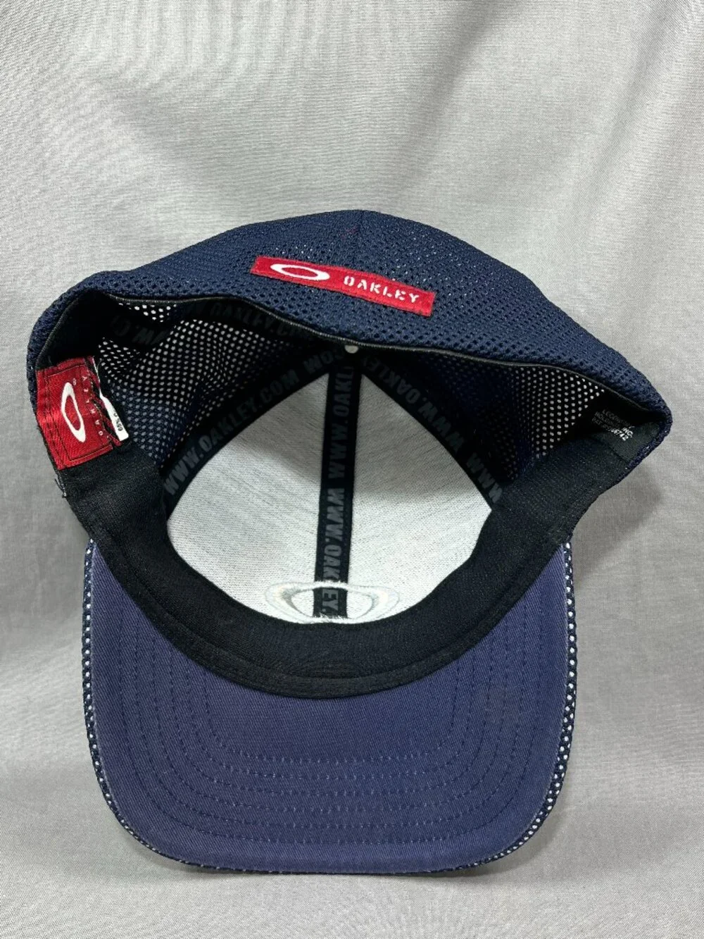 Oakley pre loved